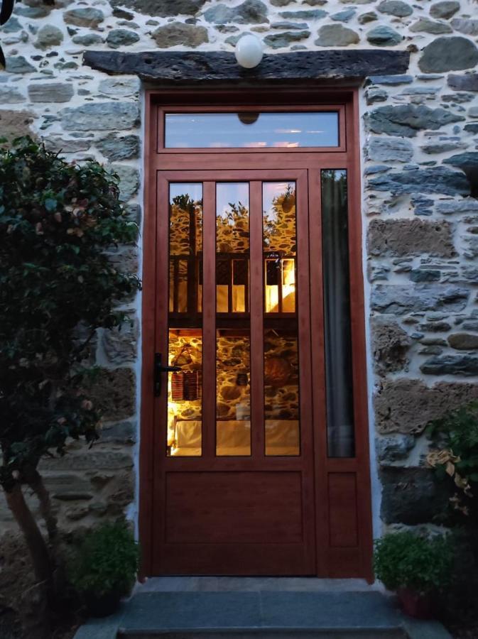 Villa Πέτροκτιστο Σπίτι. Stone House à Karystos  Extérieur photo